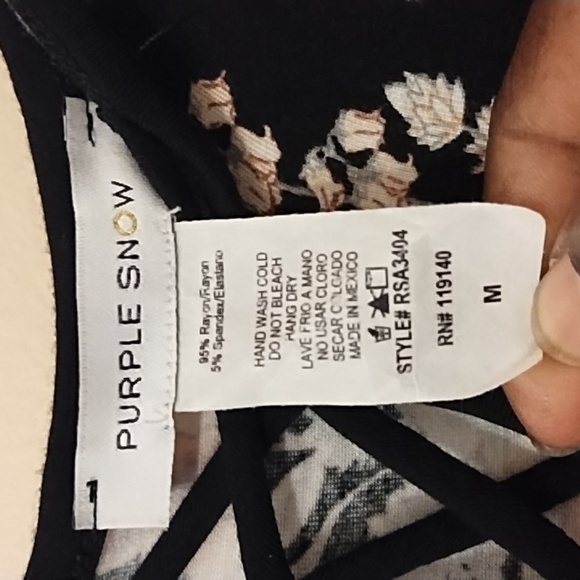 Purple snow Rayon women's dark floral women's spaghetti strap top size Medium - Picture 4 of 7